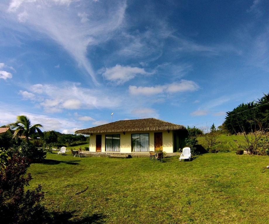 Cabanas Honu Nui Vila Hanga Roa Exterior foto